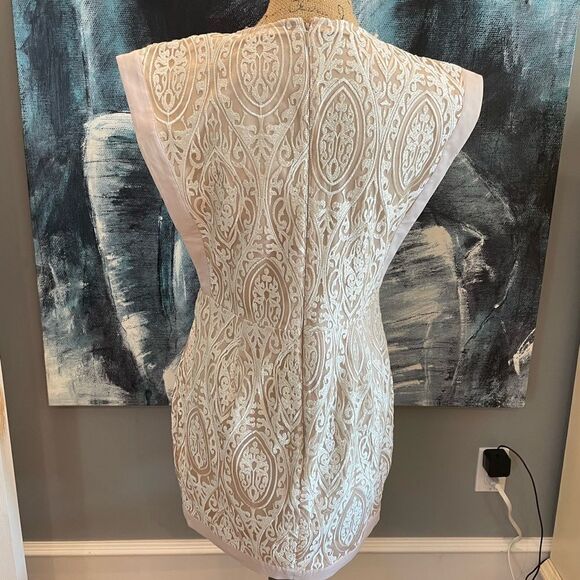 Lovers Wonderland Embroidered Dress sz L - Picture 2 of 11